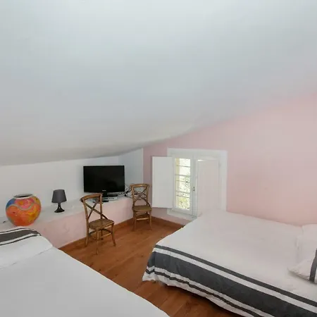 Villa Ramatuelle Sleeps 10 Pool Air Con Wifi *